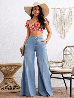 Details:Button \nStyle:Casual \nDetails:Pocket \nDetails:Zipper \nClosure Type:Zipper Fly \nColor:Black \nPattern Type:Plain \nType:Wide Leg \nJeans Style:Mom Fit \nWaist Line:Natural \nLength:Extra Long \nFit Type:Loose \nFabric:Non-Stretch \nMaterial:Denim \nComposition:58.0% Cotton \nComposition:22.0% Polyester \nComposition:16.0% Viscose \nComposition:2.0% Polyamide \nComposition:2.0% Lyocell \nCare Instructions:Machine wash, do not dry clean \nBody:Unlined \nSheer:No \n Palazzo Jeans, Jeans With Pockets, Casual Wear Women, Font Size, Black Border, Wide Leg Jeans, Solid Black, Leg Jeans, Casual Wear