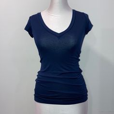 Nwt Aqua Basic Short Sleeve V-Neck Tee Style: T11935lra Color: Navy Size: S Brand New With Tags. Never Been Worn. Basic Fitted V-neck Top, Fitted V-neck Top For Everyday, Blue Stretch V-neck T-shirt, Casual V-neck Fitted Top, Fitted V-neck Basic Tops, Solid Color Fitted V-neck T-shirt, Casual Stretch V-neck Top For Layering, Solid V-neck Fitted T-shirt, Fitted V-neck T-shirt