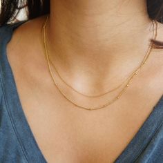 Layered Gold Double Chain Necklace, Dainty Necklaces for Her, Layered Gold Chains, Minimalist Jewelry, Gift For Her An elegant fusion of delicacy and modern elegance, this double layered chain necklace is a harmonious blend of minimalism and style. Two dainty chains come together to create a chic and versatile accessory that effortlessly elevates any outfit. With its understated charm, this necklace is perfect for both casual everyday wear and special occasions. Embrace the trend of layering jew Necklaces For Her, Dainty Necklaces, Double Chain Necklace, Layered Chain Necklace, Layered Chain, Layered Jewelry, Double Chain, Necklace Dainty, Multi Strand Necklace