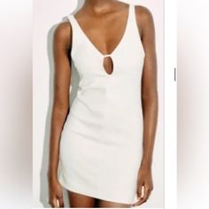 Brand New Chic Cutout Mini Dress For Vacation, Chic Fitted V-neck Sundress, Fitted Summer V-neck Party Dress, Summer V-neck Bodycon Dress For Day Out, Chic Bodycon Midi Dress For Vacation, White V-neck Dress For Spring Night Out, White V-neck Dress For Night Out In Spring, Chic Summer Dress With Cutout Detail, Chic Cutout Dresses For Vacation