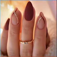 Acrylic Nail Designs Sparkle, Elegant Almond Nails Classy, Unghie Sfumate, Nail Salon Design, Valentine Nails, Colorful Nails, Striped Nails