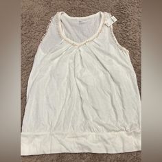 Super Cute Sleeveless Top From Gap Gap Spring Tank Top, Spring Cotton Tank Top By Gap, Gap Summer Cami Tank Top, Gap Cotton Tank Top For Summer, Gap Sleeveless Tank Top For Summer, Sleeveless Gap Tank Top For Summer, Casual Gap Cami Tank Top, Gap Casual Cami Tank Top, Casual Gap Camisole Tank Top