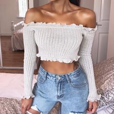 Nwot! Sorelle: Olive Knit Long Sleeve Crop Top! Size: S/M (Fits Like A Small) Similar To: Princess Polly, Beginning Boutiqiue, Ohpolly, Mura Boutique, Revolve, Nasty Gal, Sabo Skirt, Missguided, Pretty Little Thing, Tiger Mist, 12th Tribe, Showpo, Hellomolly, The Boutique, Diva Moda Boutique, Dress Mezee, Vici Dolls, Peppermayo, Lioness, Fashion Nova, Tobi, Grey Bandit Knit Crop Top For Day Out In Fall, Spring Soft Knit Cropped Crop Top, Spring Soft Knit Cropped Top, Winter Stretch Knit Top For Day Out, Stretch Winter Knit Top, Fitted Cropped Sweater For Day Out, Fitted Soft Knit Sweater For Spring, Winter Knitted Fitted Crop Top, Casual Soft Knit Crop Top For Spring