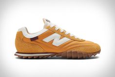 New Balance Rc30, Danny Glover, Racing Shoes, Donald Glover, Mens Lifestyle, Retro Stripes, Us Man, Men Shoes Size, New Balance Sneaker