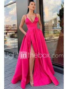 Corte A Minimalista Sensual Fiesta de baile Noche formal Vestido Correa de espagueti Sin Mangas Cola de Corte Satén con Plisado Frontal Abierto 2021 7782002 2021 – €96.48 V-neck Prom Dress With Sweep Train, Summer A-line Maxi Dress For Prom, Prom Dress With Spaghetti Straps And Sweep Train, Prom Dress With Sweep Train And Spaghetti Straps, Sleeveless Prom Dresses With Sweep Train, Maxi Sleeveless Dress For Wedding And Prom Season, Maxi Length Sleeveless Dress For Wedding And Prom Season, Sleeveless Maxi Dress For Weddings And Prom, Sleeveless Maxi Dress For Wedding And Prom Season