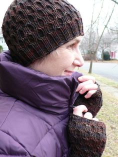 This is a quick-to-knit set in three sizes featuring an allover cocoon texture with ribbing at the wrist and earband. A great last-minute gift project that makes good use of stash yarn. Substituting yarn weights and/or needles may result in an overall variation in size. Gauge: Mitts: 24 sts and 36 rows = 4 inches in stockinette hat: 20 sts and 28 rows = 4 inches in stockinette on larger needles Finished Measurements: mitts: 5.5(6.5, 7.5) inches (unstretched) to fit hands up to 7.5(8.5, 9.5) inch Yarn Weights, Artisan Yarn, Modern Deco, Hat Print, Shawl Knitting Patterns, Pattern Store, Online Pattern, Hat Knitting Patterns, Weaving Patterns