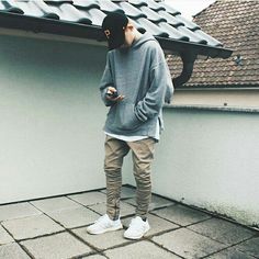 Relaxed Hype'in Wear Hype Streetwear, Sneakers Outfit Men, Japanese Street Wear, Herren Style, Outfits Hombre, Fresh Outfits, Streetwear Aesthetic