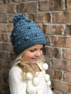 Snow Drifts Hat Crochet pattern by Angela Plunkett Crochet Headwear, Beanie Design, Quick Crochet Gifts, Stitches Crochet, Hat Crochet Pattern, Crochet Kids, Crocheted Hats, Crochet Collection, Tutorial Ideas