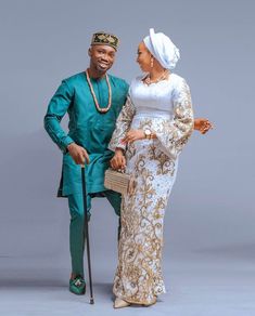 White and gold bride outfit traditional attire Yoruba Traditional Wedding Attire, Nigerian Traditional Attire, Royalty Dress, Nigerian Dress, African Wedding Attire, Gentleman Outfit, African Bride, Traditional Wedding Attire, African Traditional Wedding