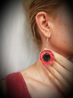 Fashion Jewelry Editorial, Runway Jewelry, Avant Garde Jewelry, Feminine Jewelry, Jewelry Editorial, High Fashion Jewelry, Leather Floral, Earrings Red, Floral Necklace