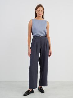 "JAMES is a high waisted tailored linen pants. DETAILS - High waisted - Seam pockets - Straight leg - Two front darts - Features hidden zip and the button in front - Elasticated back - 100% lightweight European linen fabric - Cut and sewn to order just for you in our studio COLOR - Dark Grey, you can also choose other colors above - Fabric samples are available here https://www.etsy.com/listing/586569696/linen-fabric-samples SIZING & FIT - Fits true to size - Model is 5'10\" / 178cm and wearing a size S CARE FOR LINEN - Machine wash up to 30ºC/86ºF gentle cycle - Lay flat to dry or tumble dry low - Warm iron if needed - Do not bleach SIZE GUIDE Size conversion guide Size XS (US 0-2, IT 36-38, UK 4-6, Japan 3-5, France 32-34) Size S (US 4-6, IT 40-42, UK 8-10, Japan 7-9, France 36-38) Size High-waisted Linen Wide Leg Pants, Tailored Chic Wide Leg Linen Pants, Tailored Linen Wide Leg Pants Chic Style, Chic Tailored Wide Leg Linen Pants, Linen Wide-leg Pants With Welt Pockets, Classic Tapered Leg Bottoms In Flax Color, Tapered Leg Flax Pants For Work, Classic Tapered Leg Flax Bottoms, Flax Tapered Leg Pants For Work