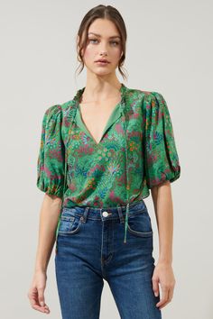 Ruya Floral Bluebay Puff Sleeve Blouse – Sugarlips Puff Sleeve Blouse, Sweater Tank Top, Lightweight Tops, Spring Wardrobe, Green Blouse, Everyday Dresses, Dress With Cardigan, Look Plus, Dress Trousers