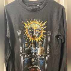 Sublime 40oz To Freedom 25th Anniversary Long Sleeve Band Shirt Small Licensed. Excellent Condition Distressed From Age Never Worn Still Has Tag Stem Attached To Collar Measures Size Small Officially Licensed By Sublime Vintage Long Sleeve Tops For Concert, Long Sleeve T-shirt For Spring Concert, Long Sleeve Concert T-shirt For Spring, Spring Concert Long Sleeve T-shirt, Long Sleeve Band Merch T-shirt For Summer, Summer Long Sleeve T-shirt With Band Merch, Summer Band Merch Long Sleeve T-shirt, Sublime Shirt, Band Shirt