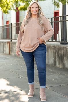 Our ALL NEW Slouchy is here!!! This mushroom cableknit tunic has a flattering CURVED hem, our signature dolman sleeves and long loose fit! This tunic is going to be your new go-to piece for the Fall and Winter or any time of year, really! It is seriously the softest material ever, and the neutral color makes it SO easy to style! Pair it with leggings, skinnies, booties, flats, a scarf, some glam accessories...seriously the opportunities are endless!! This comfy, cute beauty is a no-brainer!! 97% Fall Outfits For Short Women, Size 20 Women Outfit Ideas, Plus Size Mom Outfits, Alternative Fall Fashion, Plus Size Women Outfits, Plus Size Legging Outfits, Glam Accessories, Mom Clothes, Classy Fall Outfits