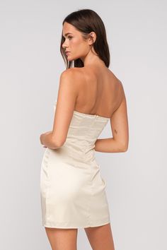 The Harper Ivory Ribbon Trim Strapless Mini Dress is everything you need for your next party! Ivory satin fabric forms a strapless bodycon mini dress with lace and ribbon trim detail. Style with stiletto heels for a chic night out look! DETAILS & FIT Bodycon Fit. Polyester. Lining: Polyester. For Best Results Dry Clean. Imported. Dress With Ribbon, Satin Bodycon Dress, Boho Pink, Ivory Dresses, Pink Boho, Dress Boho, Strapless Mini Dress, Ribbon Trim, Trim Detail