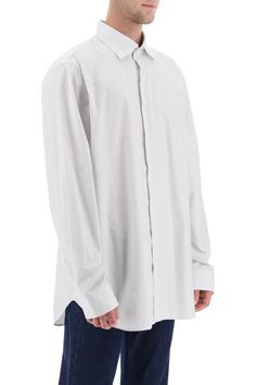 Raf Simons cotton poplin shirt designed in collaboration with Philippe Vandenberg. Cut from cotton poplin to a relaxed fit, it is embellished with a back lettering print and features a classic collared design with French placket, one-button cuffs and curved hem. The model is 187 cm tall and wears a size IT 48. Size Info IT Color Detail White Made In Italy Material 100%CO Season One spring Season Two summer Product clothing Brand Raf Simons Size And Fit Latest Fashion Design, Cotton Poplin Shirt, Raf Simons, Poplin Shirt, Mens Fragrance, Women Fragrance, Shirt Sale, Cotton Poplin, Clothing Brand