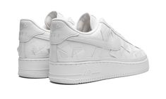 The Billie Eilish x Nike Air Force 1 Low “Triple White” is a collaboration by the Grammy Award winning recording artist on the classic sneaker with a modern design.  Billie Eilish unveiled her first-ever sneaker collaboration in 2022 when she teamed up with Nike on several Air Force 1 High colorways.  She followed up those projects with an Air Jordan 1 KO thereafter, and in 2023, this “Triple White’ Air Force 1 Low.  The shoe at hand features an all-white quilted nylon construction with tonal fr Sneaker Collaboration, Zapatillas Nike Air Force, Zapatillas Nike Air, Tenis Nike Air, White Air Force 1, Nike Air Force One, Air Force 1 High, Nike Air Force Ones, Nike Air Force 1 Low