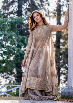 Pakistani Lehenga Bridal Dress Online for Women Overall Look Tissue Dupatta, Bridal Dresses 2022, Pakistani Lehenga, Desi Wedding Dresses, Organza Lehenga, Under Shirt, Pakistani Wedding Outfits, Lehenga Online, Dresses 2022