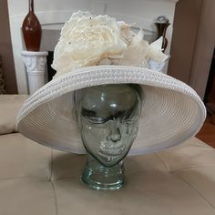 Rare, Exquisite Shellie Mcdowell Large Brim Hat. This Beautiful Cream Colored Hat Was Made With The Upmost Detail And Design. The Flowers Are Trimmed With Rhinestone Type Gems. The Entire Brim Is Filled With Hundreds Of Small Pearl Like Beads And Rhinestone Type Stones. This Harbors Very Unique And Full Of Bling. Perfect For Church, Weddings, Kentucky Derby Parties, Tea Parties, Or Any Occasion That Calls For A Gorgeous Hat. Only Worn Once For A Special Occasion. Ships From Smoke-Free And Pet-Free Home. Elegant Summer Hat For Mother Of The Bride, Elegant Fitted Bridal Accessories With Rhinestones, Elegant Evening Hats With Rhinestones, Wide Brim Hats For Mother Of The Bride, Elegant Rhinestones Bridal Accessories For Mother Of The Bride, Elegant Embellished Fitted Bridal Accessories, Elegant White Rhinestone Headpieces, Elegant White Hat With Rhinestones, Elegant Summer Hats For Mother Of The Bride