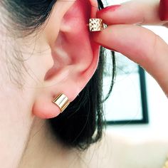 Chic, wide huggie hoop earrings made in 14K yellow gold. It comes in a choice of smooth or diamond-cut finish. It's suitable to stack on cartilage, helix, or earlobe. * Metal: 14kK Solid Yellow Gold * Stamp: 14K * Inner Hoop size: approx 5 mm * Earring Width: approx 6 mm * Sold as Single or A Pair ❤️Visit our official website for exclusive new products.      https://elekalonjewelry.com/ ❤️Follow us on Instagram @ elekalonjewelry for the latest projects and much more! ❤️If you have any questions, Gold Huggie Wrap Earrings For Pierced Ears, Gold Huggie Ear Cuff With Matching Earrings, Gold Huggie Wrap Earrings, Modern Huggie Ear Cuff, Minimalist Gold Huggie Ear Climbers, Gold Hypoallergenic Huggie Wrap Earrings, Hypoallergenic Gold Huggie Wrap Earrings, Gold Hypoallergenic Huggie Ear Climbers, Hypoallergenic Yellow Gold Huggie Ear Cuff