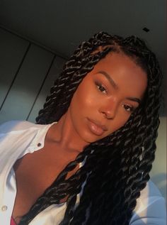 Vanilles Twist Braid Hairstyles, Girls Braids, Box Braids Hairstyles, Twist Braids, Braids For Black Hair, Twist Hairstyles, Afro Hairstyles, Black Girls Hairstyles, Hair Waves