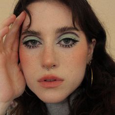 60s Eye Makeup, Eye Makeup Aesthetic, Mint Eyeshadow, Candy Castle, Maquillage On Fleek