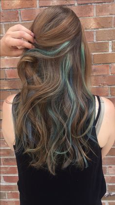 Mint Peekaboo Hair, Color Hair Streaks Brunette, Mermaid Hair Highlights Brunettes, Aqua Blue Hair Highlights, Medium Brown Hair With Colored Highlights, Brunette Hair With Green Highlights, Mermaid Highlights Brunette, Aquamarine Highlights Brown Hair, Blue Stripes In Brown Hair