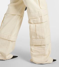 Carvas cotton canvas cargo pants in white - Entire Studios | Mytheresa Canvas Cargo Pants, Entire Studios, Graphic Tee Style, Bottega Veneta Bags, Gucci Accessories, Leather Ankle Boots, Cargo Pants, Designing Women, Luxury Branding