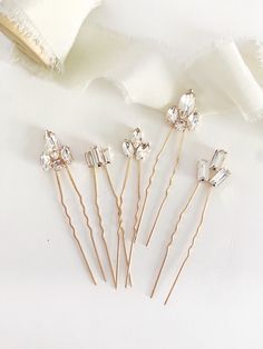 Simple Bride Hair, Formal Hair Clips, Diamond Hair Clips, Diamond Hair Pins, Bride Hair Clips, Bride Hair Pins, Bridesmaid Hair Comb, Bridesmaid Hair Pins, Simple Bride