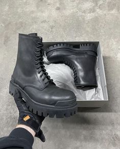 Boots Aesthetic, Balenciaga Boots, Cute Mixed Babies, All Black Shoes, Shoe Bags, Winter Shoes, Dr. Martens Boots, Fashion Boots