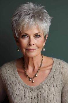 Frosted Short Hair, Short Hairstyles For Women Over 60, Short Cuts For Women, Short Hairstyles For Older Women, Short Stacked Hair, Inspiring Hairstyles, Hair Colour Ideas, Short Hair Back, Bob Haircut Ideas