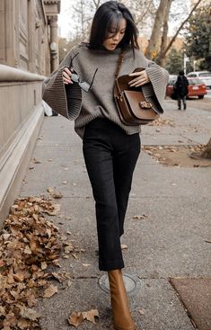 f670ef5d2d6bdf8f29450a970494dd64desc54454355ri Mode Casual, Mode Inspo, 가을 패션, Business Casual Outfits, Outfit Casual, Winter Fashion Outfits, Work Fashion, Fall Winter Outfits, Look Fashion