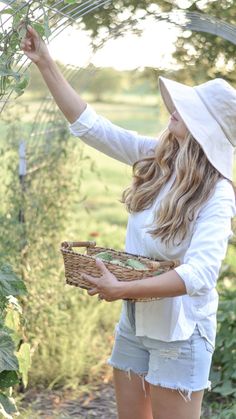 You can still look cute while gardening! This canvas bucket hat by GIGI PIP goes with everything! Cute Gardening Outfits, Gardening Outfits, Lauren Miller, Gigi Pip