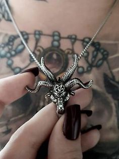 Alternative Handmade Necklace For Gift, Baphomet Jewelry, Imp Oc, Goat Of Mendes, Baphomet Goat, Emo Accessories, Vampire Jewelry, Nick Nacks, Ram Skull