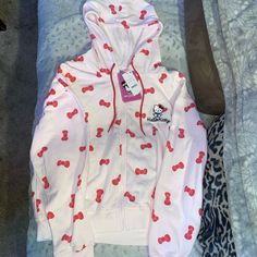 Never Been Worn Hello Kitty Jacket, Bows Pattern, Pink Marshmallow, Pink Sanrio, Pink Marshmallows, Sanrio Pink, Hello Kitty Bow, Hello Kitty Shoes, Boho Poncho