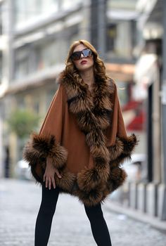 Fur Trimmed Cape, Winter Cape, Leather Jacket Women, Cashmere Cape, Capes & Ponchos, Cashmere Poncho, Cashmere Fabric, Capes For Women, Clothing Styles