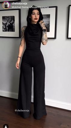 Fall Outfits Office Casual, Witchy Outfits Aesthetic Casual, Black Esthetician Outfit, Scorpio Venus Style Summer, Business Grunge Outfits, Black Attire Outfit Women, All Black Casual Outfits For Women, Alt Office Wear, Summer Goth Outfits Casual