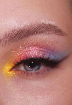 Festival Make Up, Mekap Mata, Cute Eye Makeup, Eye Makeup Designs, Dope Makeup, Colorful Eye Makeup