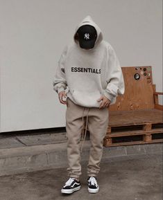 Outfit Ideas Man Street Styles, Men's Outfit Inspiration, Men's Street Wear Aesthetic, Aesthetic Fit Inspo Men, Men Hoodies Aesthetic, Drip Outfits Boys, Drip Fits For Men, Street Poses Men, Streetwear Men Outfits Aesthetic