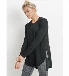 Grey or Black Long Sleeve split side Fit True to size, longer in the back Material: 70% Polyester; 30% Viscose Trendy Swimwear, All The Way Up, Wardrobe Basics, Curvy Fashion, All The Way, Black Long Sleeve, Denim Pants, No Frills, Casual Tops