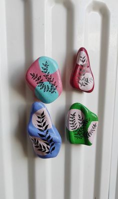 Four artistic magnets made of sea pottery found in beaches around Greece. Colour combinations are: red-pink, pink-blue, blue-pink, green-pink. Sketch made with black ink is branch with leaves Eco Friendly Decor, Ink Pens, Beautiful Gifts, Handmade Home Decor