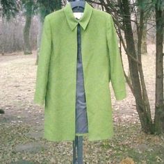 Nwot Tahari Long 80% Wool Jacket, Dress Jacket, Light Weight, Pea Green. Pit To Pit 23 Inches, Shoulder To Bottom 37 Inches. Made In The Philippines. Dry Clean Only Elegant Green Fitted Outerwear, Elegant Fitted Green Outerwear, Elegant Green Silk Outerwear, Tailored Silk Outerwear For Spring, Green Formal Outerwear For Spring, Fitted A-line Spring Outerwear, Tailored Knee-length Spring Outerwear, Green Silk Outerwear For Spring, Fitted Silk Outerwear For Daywear