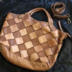 Costanza Rota Basketweave Leather Bag Nwt!! Tan/Beige 100% Leather/ Brass Hardware Made In Italy Satchel/Arm Handle/Shoulder/Crossbody Bag Has Inside Zipper Pocket, 2 Side Pockets, Zipper And Magnetic Closure, Shoulder Strap & Dust Bag Included!! Never Been Used, No Marks, No Scratches, No Stains... All Zippers, Snaps & Claw Claps In Perfect Working Condition... All Seams & Lining In Perfect Condition!! Leather Purse, Brass Hardware, Magnetic Closure, Leather Craft, Leather Purses, Louis Vuitton Damier, Zipper Pocket, Leather Bag, Crossbody Bag