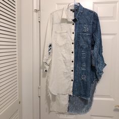 Thrill Denim Distressed Ripped Two Tone Ombre White Blue Denim Tunic Jacket Blouse Shirt Longer Back Button Down Distress Round Hem Size L Large Long Sleeves Roll Adjustable Button Review Pictures For Additional Detail Pictures May Vary Color Due To Lighting Measurements Are Approximate Flat Pit To Pit 23.5 Back Length 41” Thank You For Stopping By! Quick Shipping Offers Bundle 2 More Items Great Discounts Dtw1002 Jacket Blouse, Denim Tunic, Distressed Shirt, Denim Collection, Denim Button Down, Chambray Shirt, Blouse Shirt, Denim Shirt, Distressed Jeans