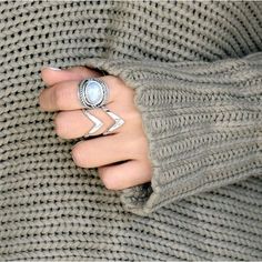 Full Finger Chevron Sterling Silver Ring - Boho-Magic Jewelry Boho Rings Bohemian Style, Sterling Silver Rings Boho, V Ring, Bling Ideas, Chunky Silver Rings, Sapphire Diamond Engagement, Long Ring, Moonstone Ring Sterling Silver, Feather Ring