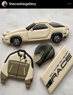 an image of a car made out of paper and some other things on the table