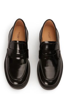 Showcasing a shiny black leather exterior and panelled upper, the Cherish loafer is effortlessly chic. Featuring a round toe-shape and a comfortable 4.5cm heel, this loafer is ready to be your go-to this season. -Material: Leather -Sole: Man-made -Fit: True to size -Toe-shape: Round -Features: Low heel -Heel: 4.5cm Thigh High Boots Flat, Embellished Heels, Metallic Shoes, Black Leather Flats, Bridal Heels, Tony Bianco, Bow Heels, Casual Flat Shoes, Slingback Shoes