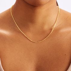 We must say: Simple is always better and always unique. Cherish yourselves with our 14k gold rolo chain necklace. After all, what is better than a minimalist necklace that goes with everything?    D E T A I L S   * Made to Order. * 100% 14k Solid Gold * Choice of Gold Color: Yellow Gold, Rose Gold, White Gold * Chain Thickness : 1 mm / 0.03 inch * Length: 14", 16", 18", 20", 22" (Got a little note that can help you in the photos.) * Ready to Ship in 1-3 Business Days * 100% US sourced * 2 Years Mother Daughter Dates, Simple Chain, Gold Armband, White Gold Chains, Unisex Necklace, 14k Gold Necklace, Valentines Necklace, Chain Gold, 14k Gold Ring