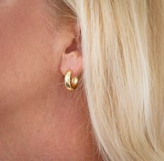 High quality 14k gold filled chunky huggie style hoops. Lightweight. Click-in closure Lead & nickel free. Hypoallergenic. Size: 19mm x 6mm Hoops Earrings Gold, Cotton Jewelry, West Chester Pa, West Chester, Gold Filled Earrings, Huggie Hoop Earrings, Gold Filled Jewelry, Jewelry Pouch, Chester