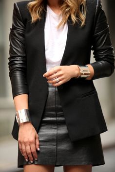 Stil Rock, Brooklyn Blonde, Rok Outfit, Black Leather Skirt, Style Casual Chic